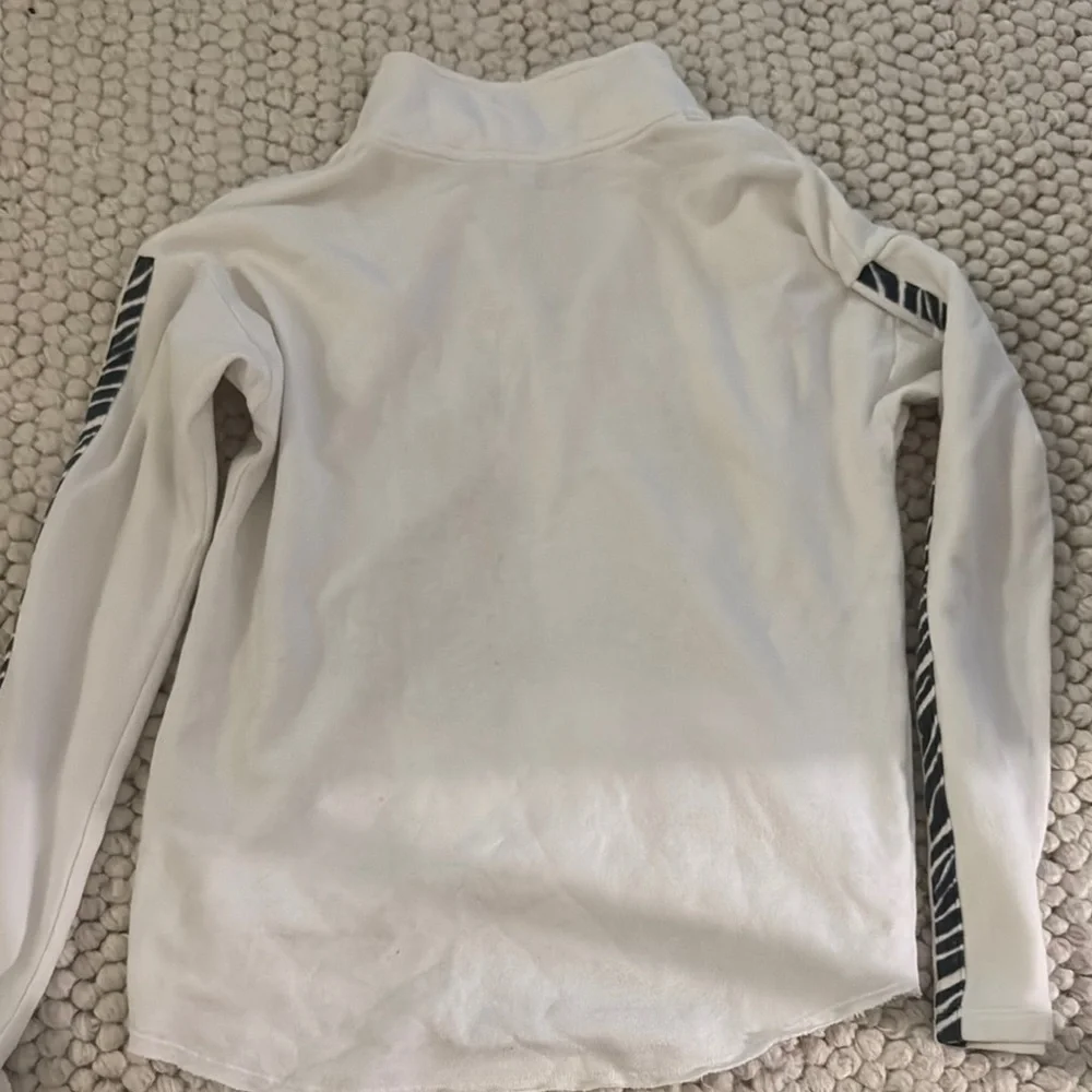 Victoria's Secret PINK White Pullover - Picture 3 of 4